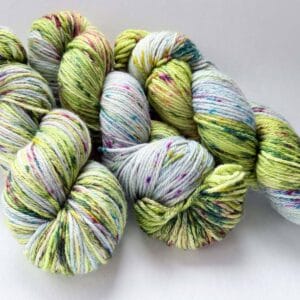 0D36285B-9F8C-41C7-B808-86954FFFB946 Lente – Hemelsblauw & lentegroen met spikkels