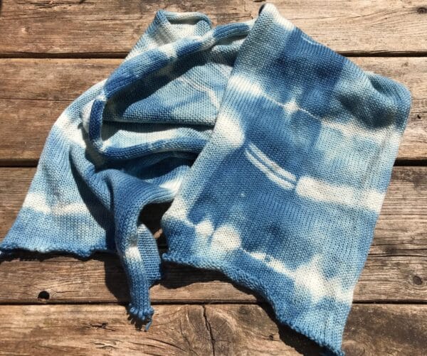 Hand dyed organic indigo shibori  sockblank. Sockweight superwash merino with nylon blend.