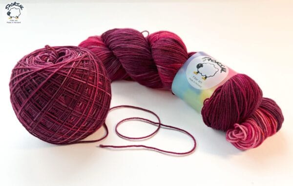 il_fullxfull.6530773176_e4v9.Jpg GlüHwein - Dark Red Hand-Dyed Merino/Nylon Yarn