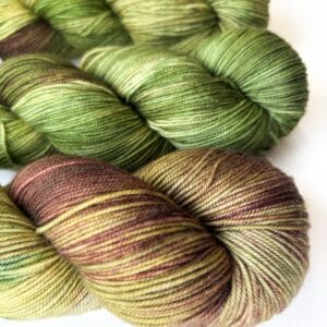 96B91D51-76B1-4AD1-B26B-89445087877E Avocadosoep – zachtgroen merino sok- of DK-garen