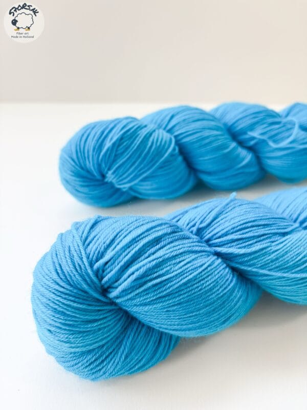 B70bcccb-1e06-4045-Aa29-58683ad2fca8-2 Pino Blue - Bright Blue Hand-Dyed Merino Yarn