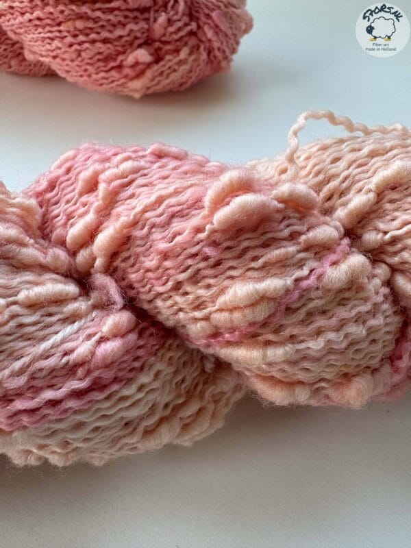 A3318164-5C8A-49E0-848D-4849E2EDC610 Peach – Hand-dyed Slub Yarn in Soft Peach Tint
