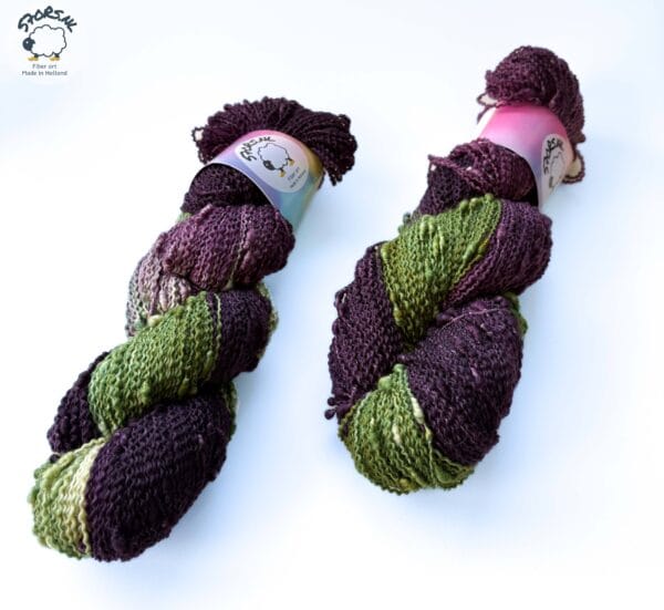 Aubergine – Slub Yarn in Purple and Green for Pooling Projects