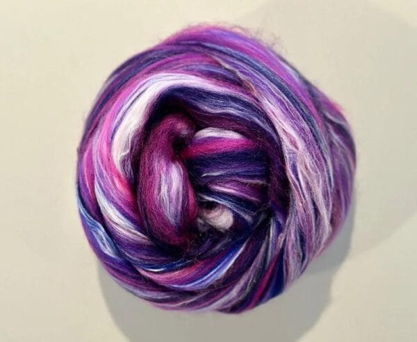 Merino met moerbeizijde lontwol – Electro Lights