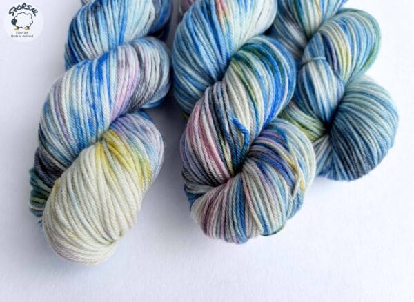 Winter Air, a January Yarn Club color