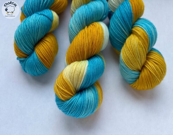 BE854D7B-4FF6-44B3-A6D3-815CD08803D1 Wintermorgen, frisse start in blauw en goud