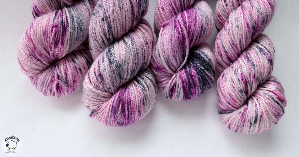 Flamingo – Merino & moerbeizijde Aran