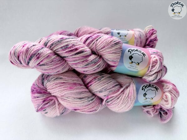 423B38AD-D2CD-4444-8918-98D951709CEA Flamingo – Merino & Mulberry Silk Aran