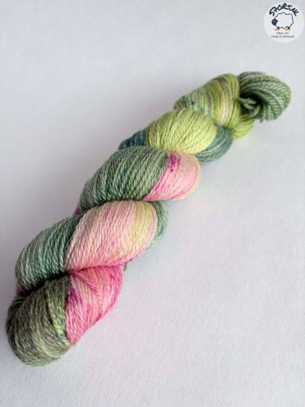 659F345A-CF51-4774-9EDE-C881616BD884 Lentetuin - Fingering Merino met bamboe