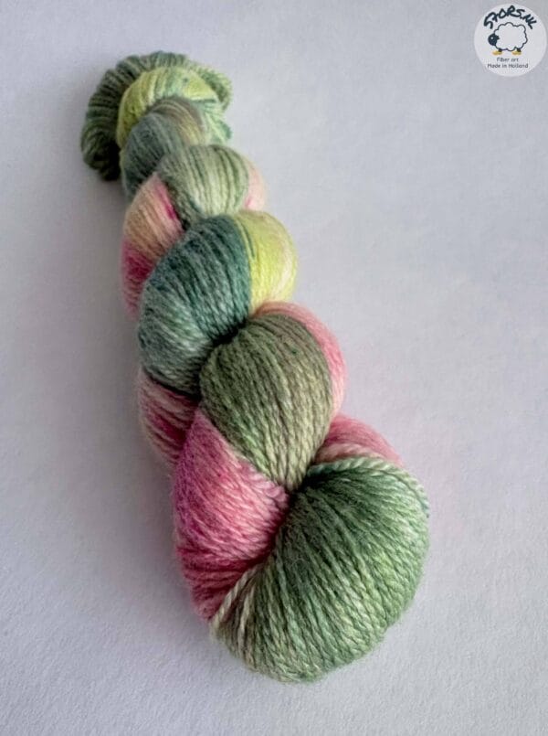 958F353C-D8F0-41C0-B40F-4C25194BB6AE Lentetuin - Fingering Merino met bamboe